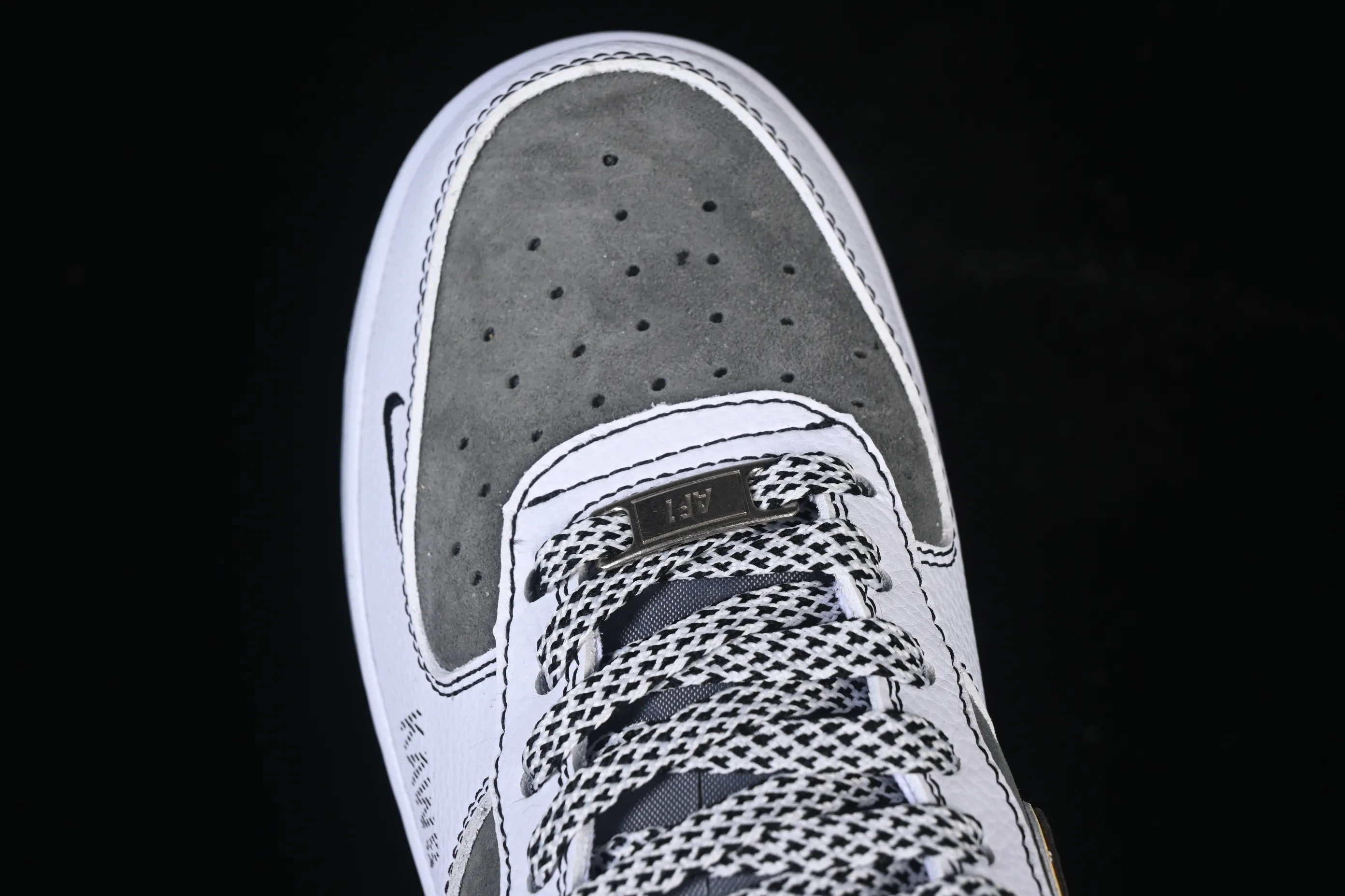 All categories Nk Air Force 1 Air Force series Nk Air Force 1 Low Air Force low top Nike Air Force 1'07 Low Supreme co-branded white gray yellow edge hook Air Force 1 low top casual sneakers XZ6188-259